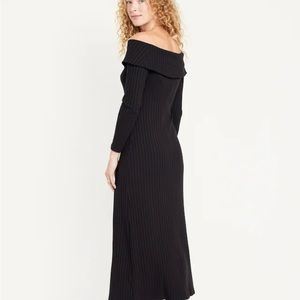 off shoulder rib knit maxi dress. Color:black. Size: medium